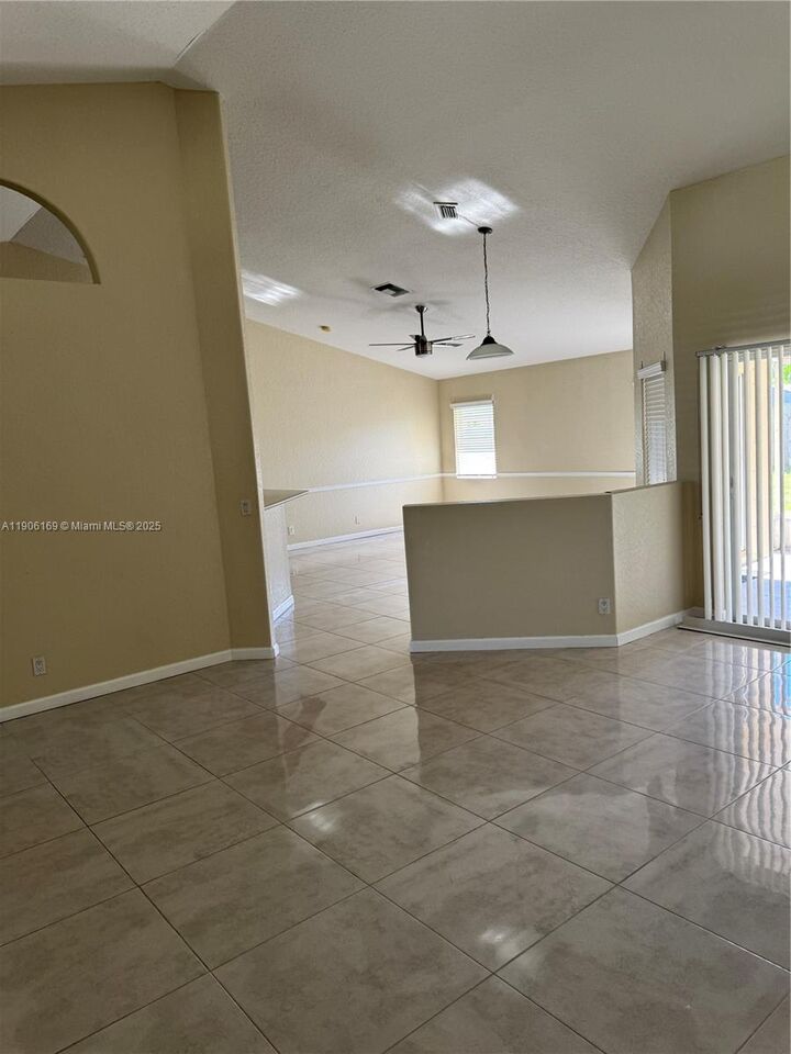 Property Photo: 726 SW McCracken Avenue FL 34953