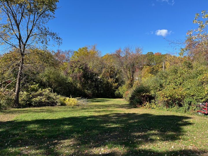 Property Photo:  30 Thompson Street  CT 06513