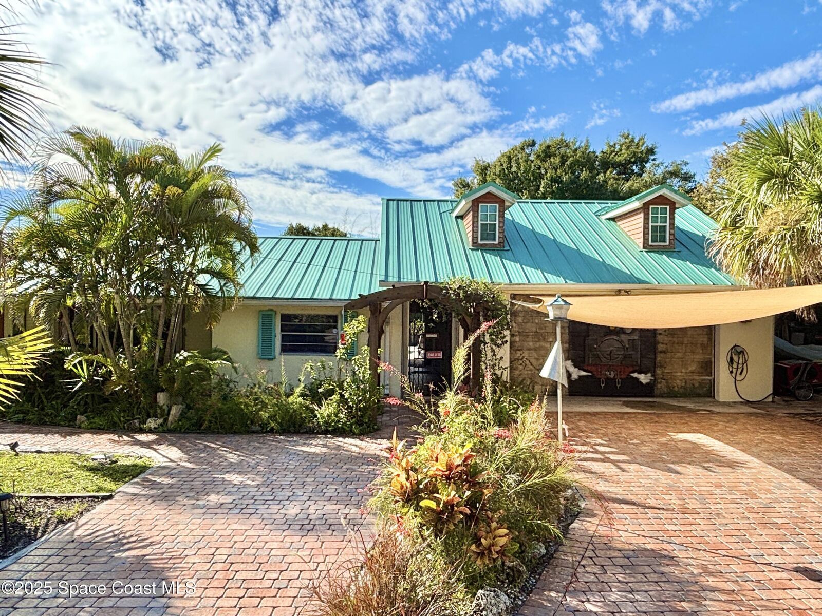 Property Photo: 3955 Fooshe Avenue FL 32976