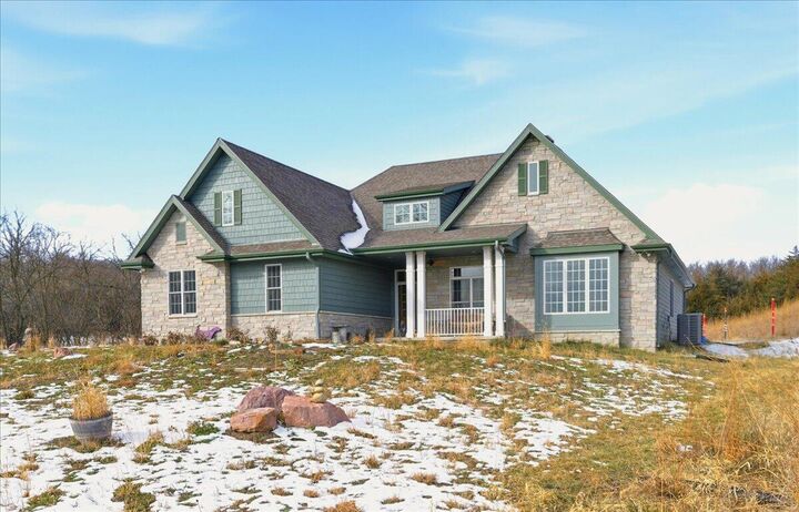 Property Photo:  1449 240th  Avenue  IA 51654 