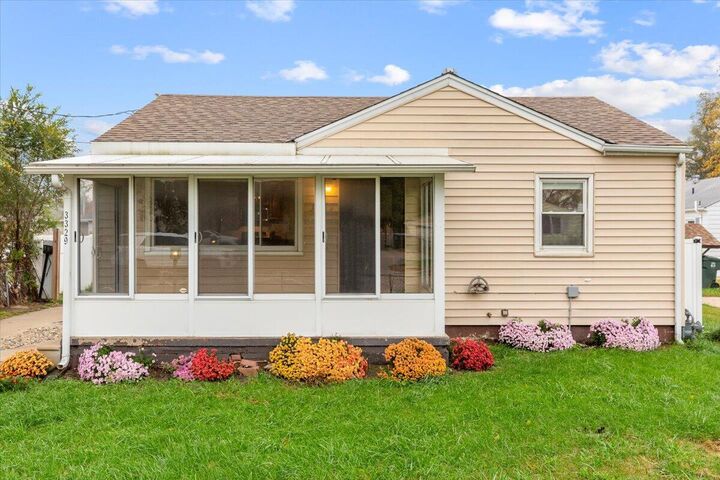 3329 9th  Avenue  Council Bluffs IA 51501 photo