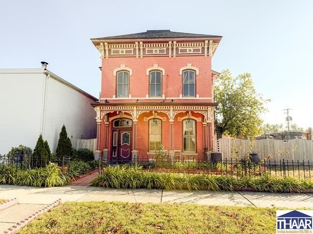 Property Photo: 208 S 9th Street IN 47807