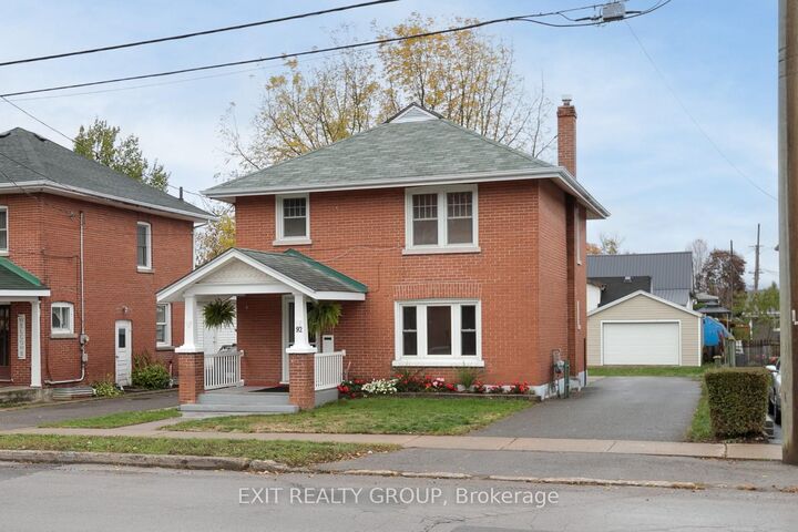 Property Photo: 92 Byron Street ON K8V 2Y2