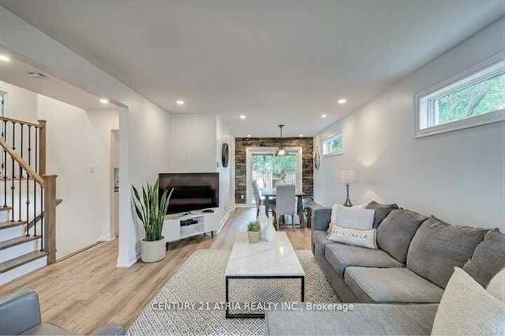 Property Photo:  1319 Oxford Avenue  ON L6H 1T2 