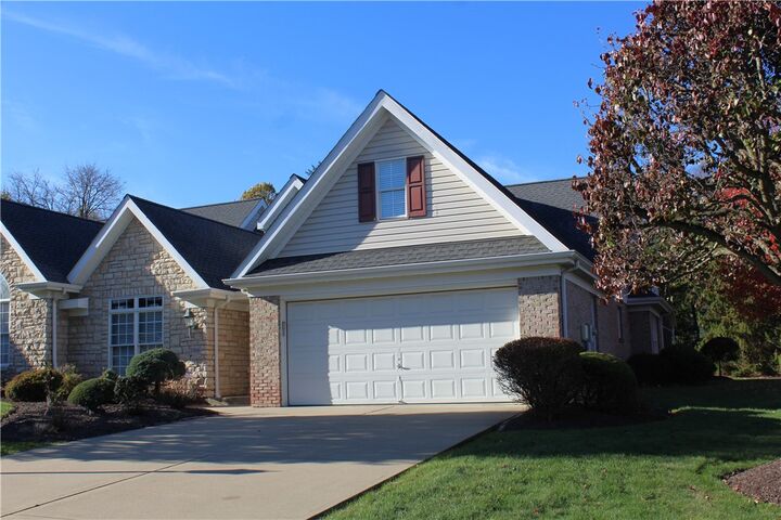 Property Photo: 1008 Saddleclub Drive PA 15317