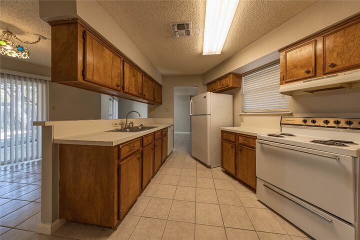 Property Photo:  11 Deerfield Drive 2  TX 78676 