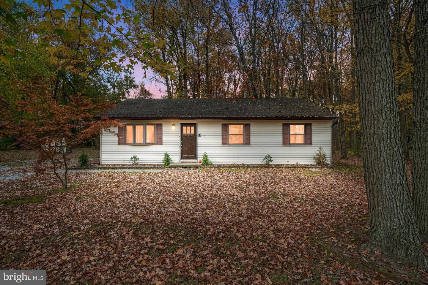 Property Photo:  303 S Golfwood Avenue  NJ 08069 
