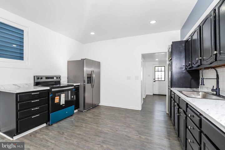 Property Photo:  46 Central Avenue  PA 17044 