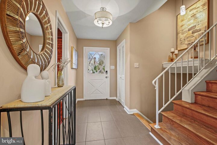 Property Photo:  8802 Stonehaven Court  MD 20854 