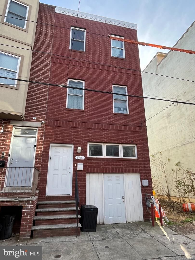 Property Photo: 1710 Fontain Street PA 19121