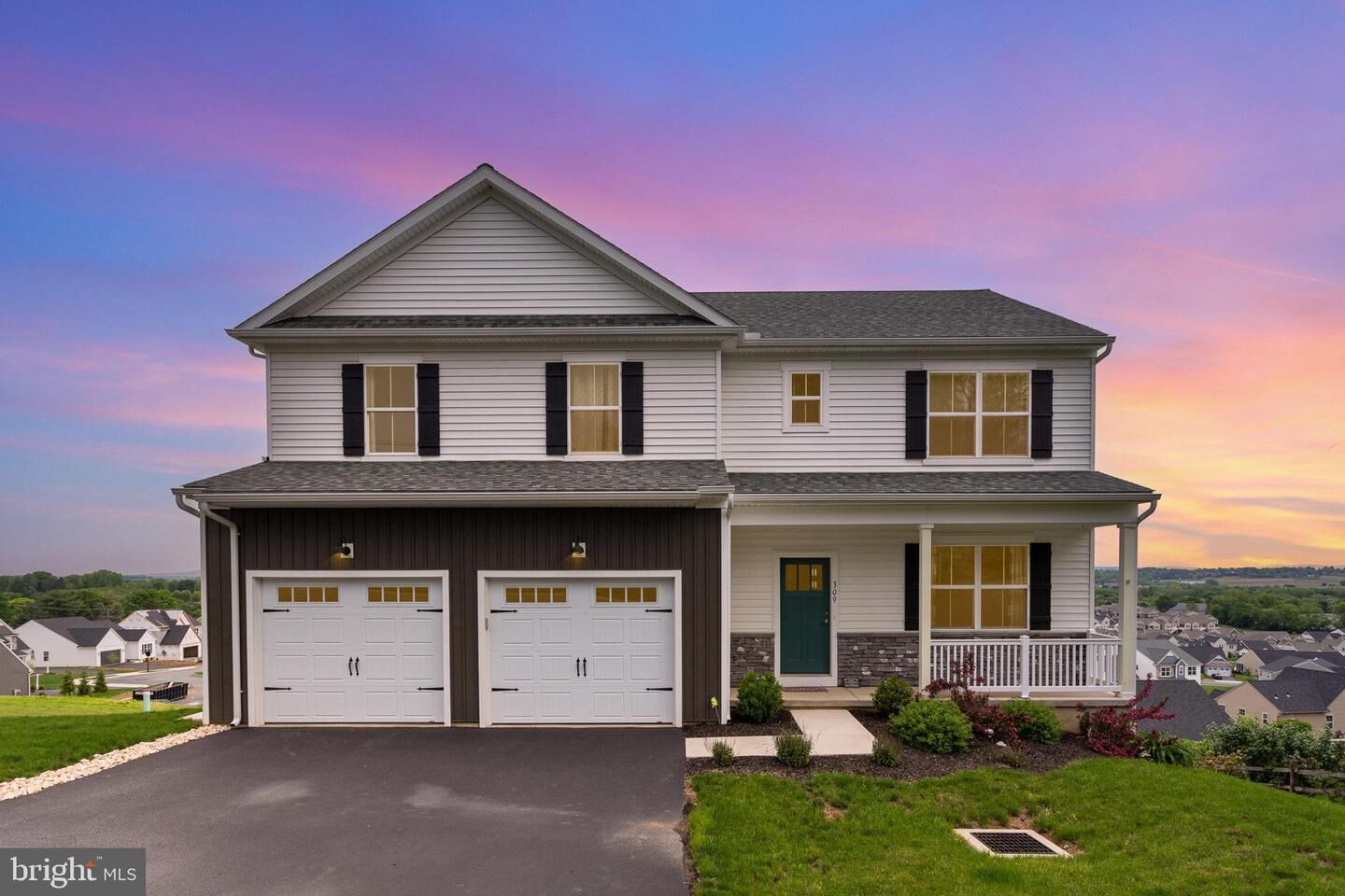 Property Photo:  309 Pierson Road  PA 17543 