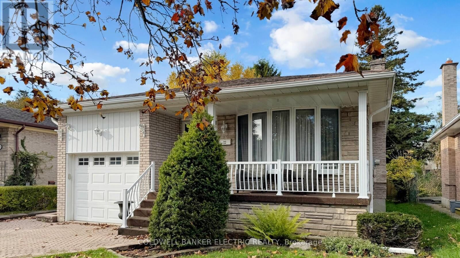 Property Photo:  22 Tivoli Court  ON M1E 2A4 