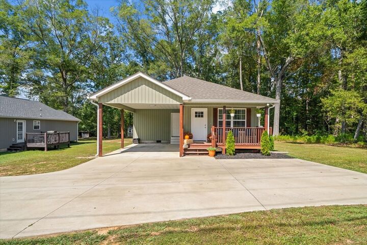 Property Photo:  1822 Tunnel Hill Varnell Road  GA 30755 