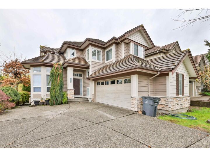 Property Photo: 15638 33 Avenue BC V3Z 0K5