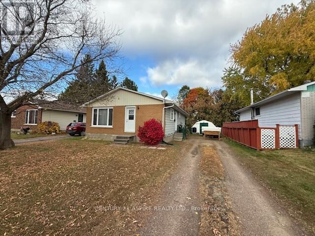 Photo de la propriété:  1147 Boundary Road West  ON K8A 7T9 