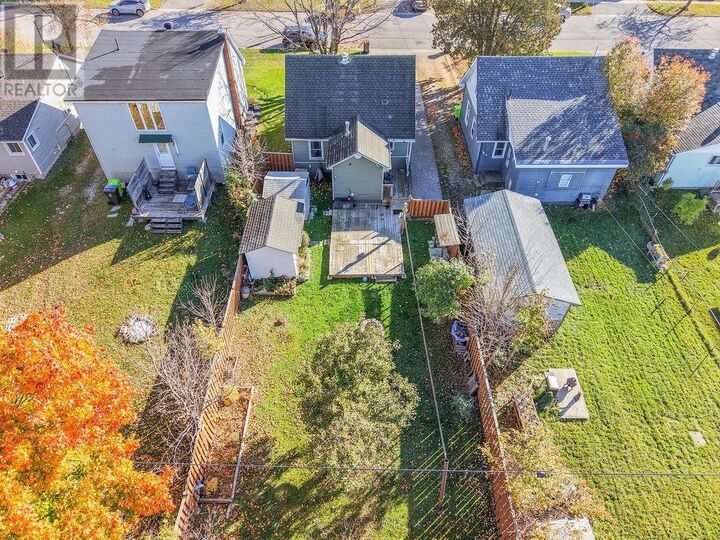 Property Photo:  567 Bush St  ON P6C 3H9