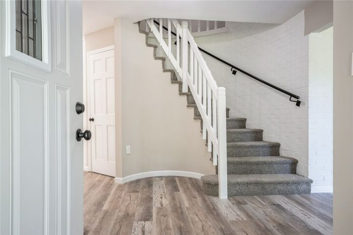 Property Photo: 6686 John Drive IL 62549