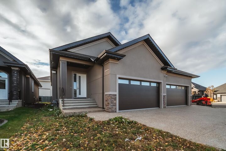 20425 93 Avenue NW 2  Edmonton AB T5T 7C7 photo
