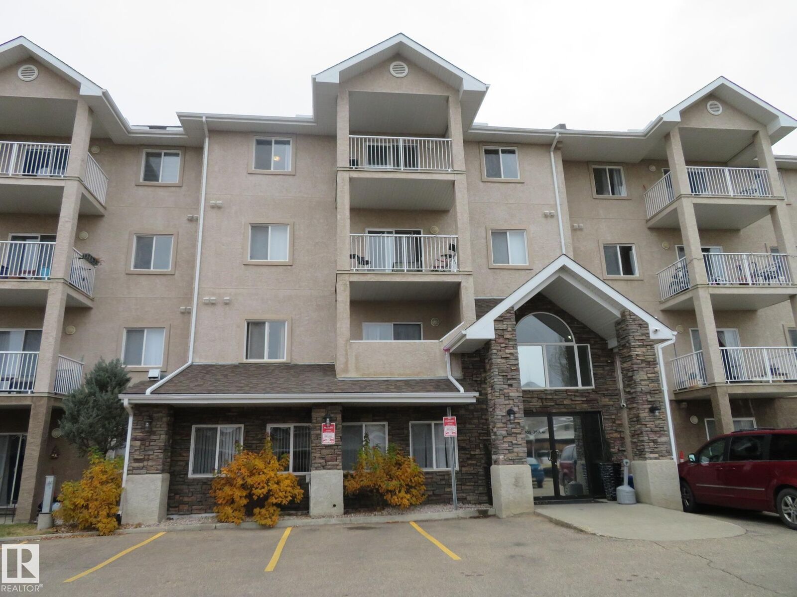 Photo de la propriété:  2305 35A Avenue NW 123  AB T6T 1Z2