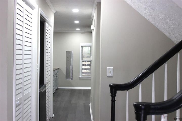 Property Photo: 105 Glen Acres Court GA 30035