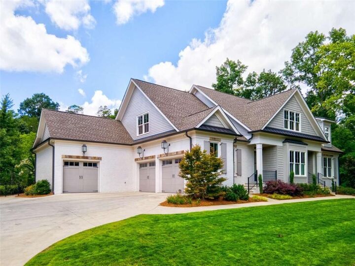 Property Photo: 6 Horseleg Creek Road SW GA 30165