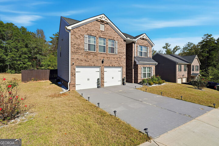 Property Photo: 55 Twin Lakes Drive GA 30016