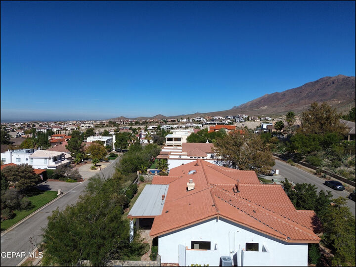 Property Photo:  851 Via Bonita Lane  TX 79912 