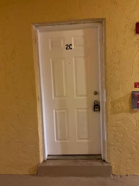 Property Photo: 2862 NW 55th Ave 2C FL 33313
