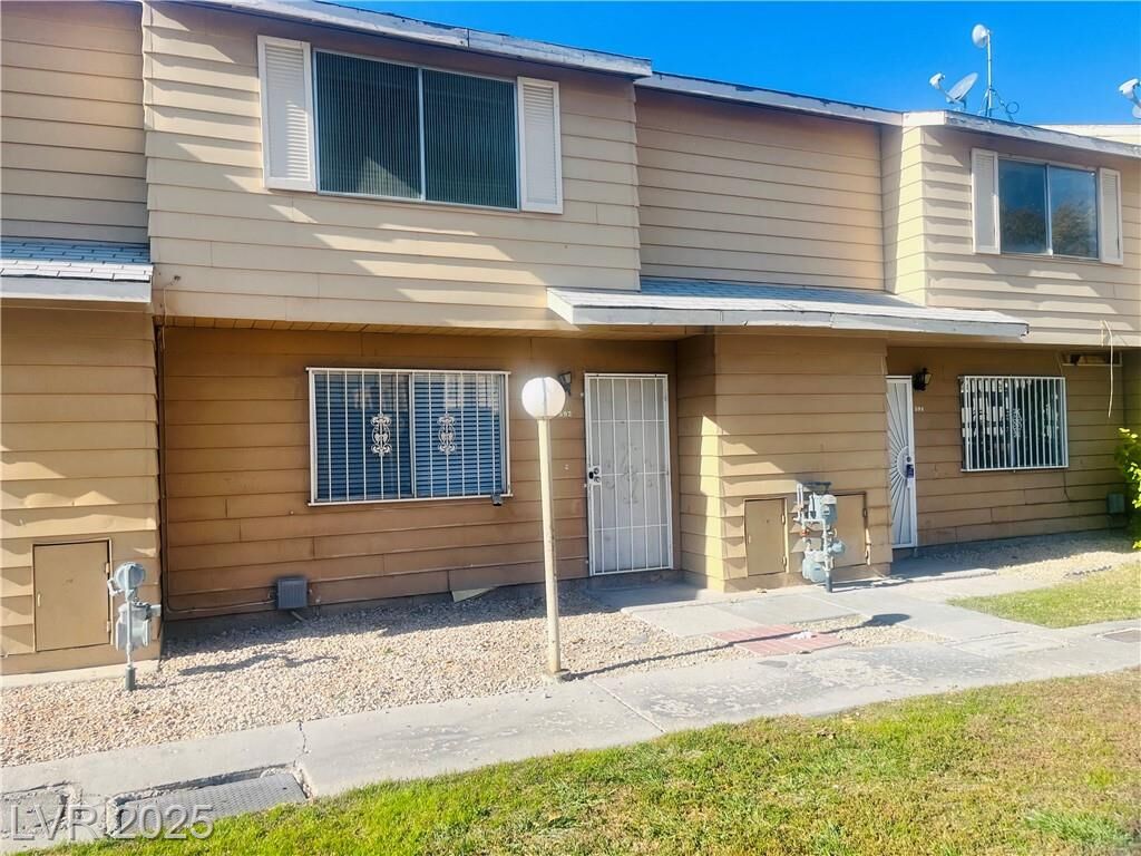 Property Photo:  592 Sea Shell Lane  NV 89110 