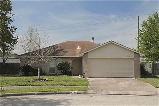 Property Photo:  14240 Bay Gardens Drive  TX 77498 