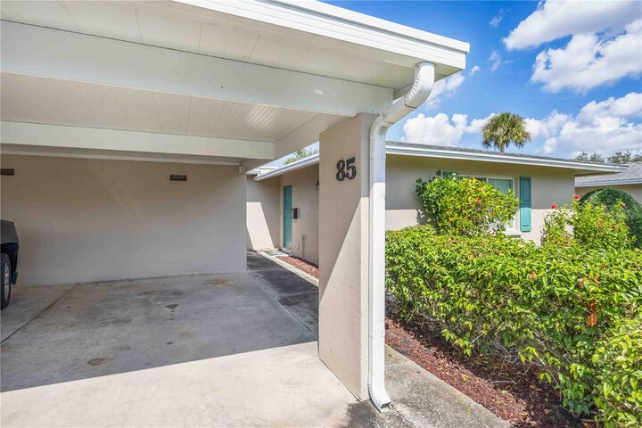 Property Photo:  85 Strathmore Boulevard  FL 34233