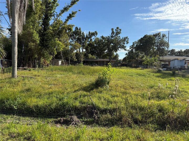 Property Photo: 7013 S 51st Avenue FL 33619