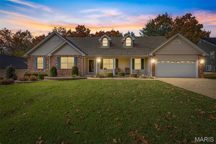 Property Photo: 525 Jackson Way MO 63070