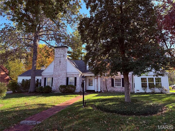 6 Lamertin Lane  St Louis MO 63122 photo