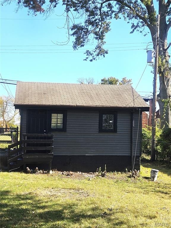 Property Photo: 8578 Drury Lane MO 63147