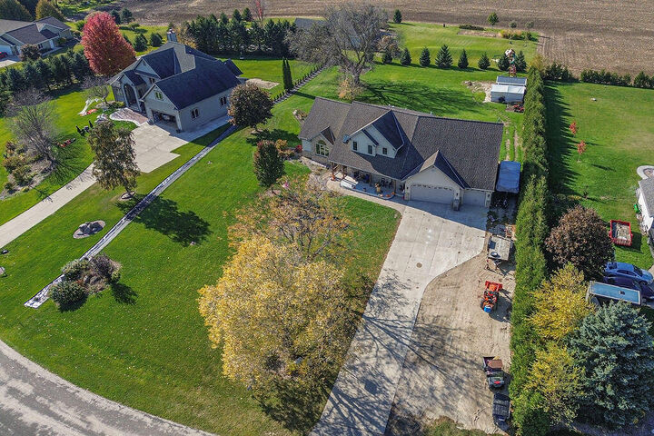 Property Photo:  N558 Schroeter Dr  WI 53075 