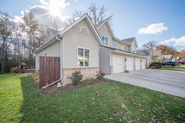 423 Park Pl  Kewaskum WI 53040 photo