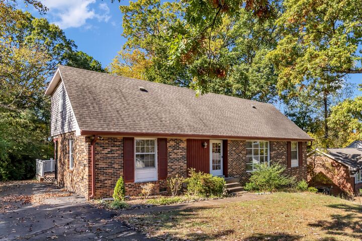 Property Photo: 2437 Rychen Dr TN 37217