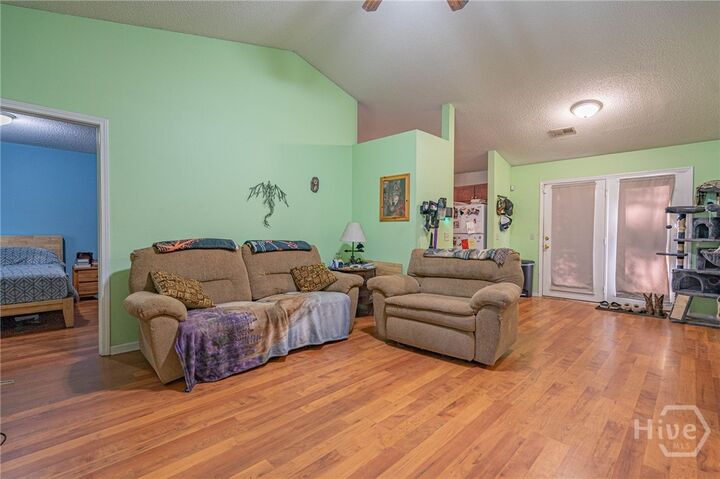 Property Photo: 202 Stag Road GA 31329