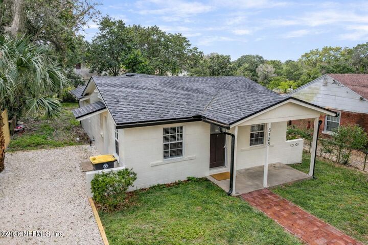 Property Photo:  5128 Sunderland Road  FL 32210 