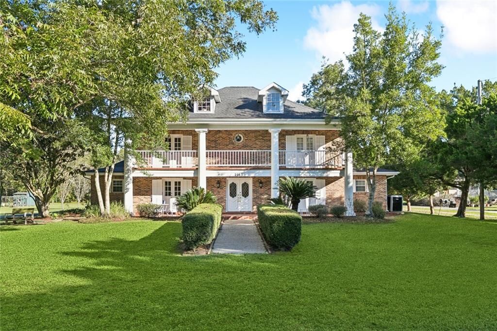 Property Photo:  1913 Bayou Road  LA 70085 