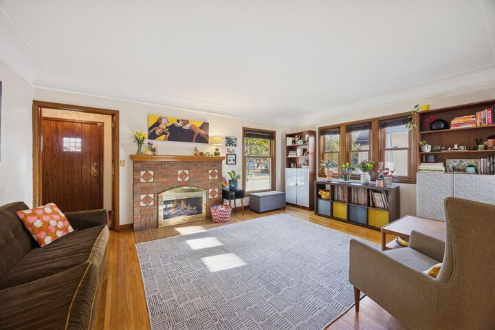 Property Photo:  2706 Hayes Street NE  MN 55418 