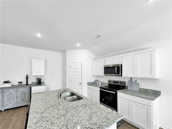 Property Photo: 571 Mac Street AR 72753