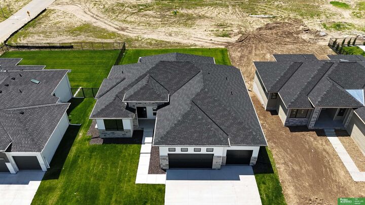 Property Photo: 5408 N 212 Street NE 68022