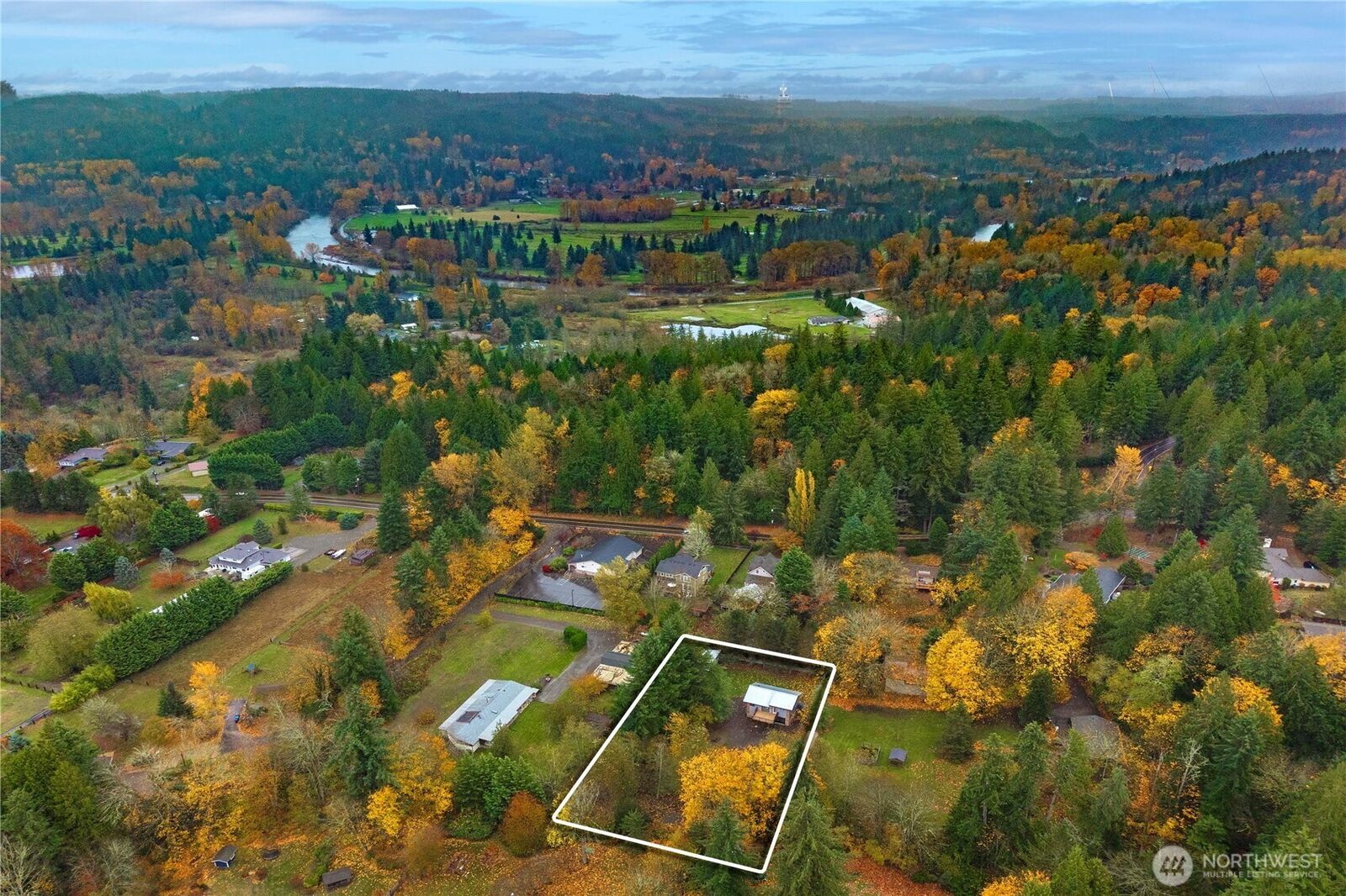 Property Photo:  5230  336th Avenue SE  WA 98025 