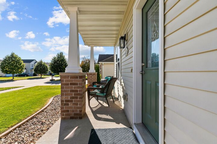 Property Photo:  4124 E Glory Lane  WI 54913 