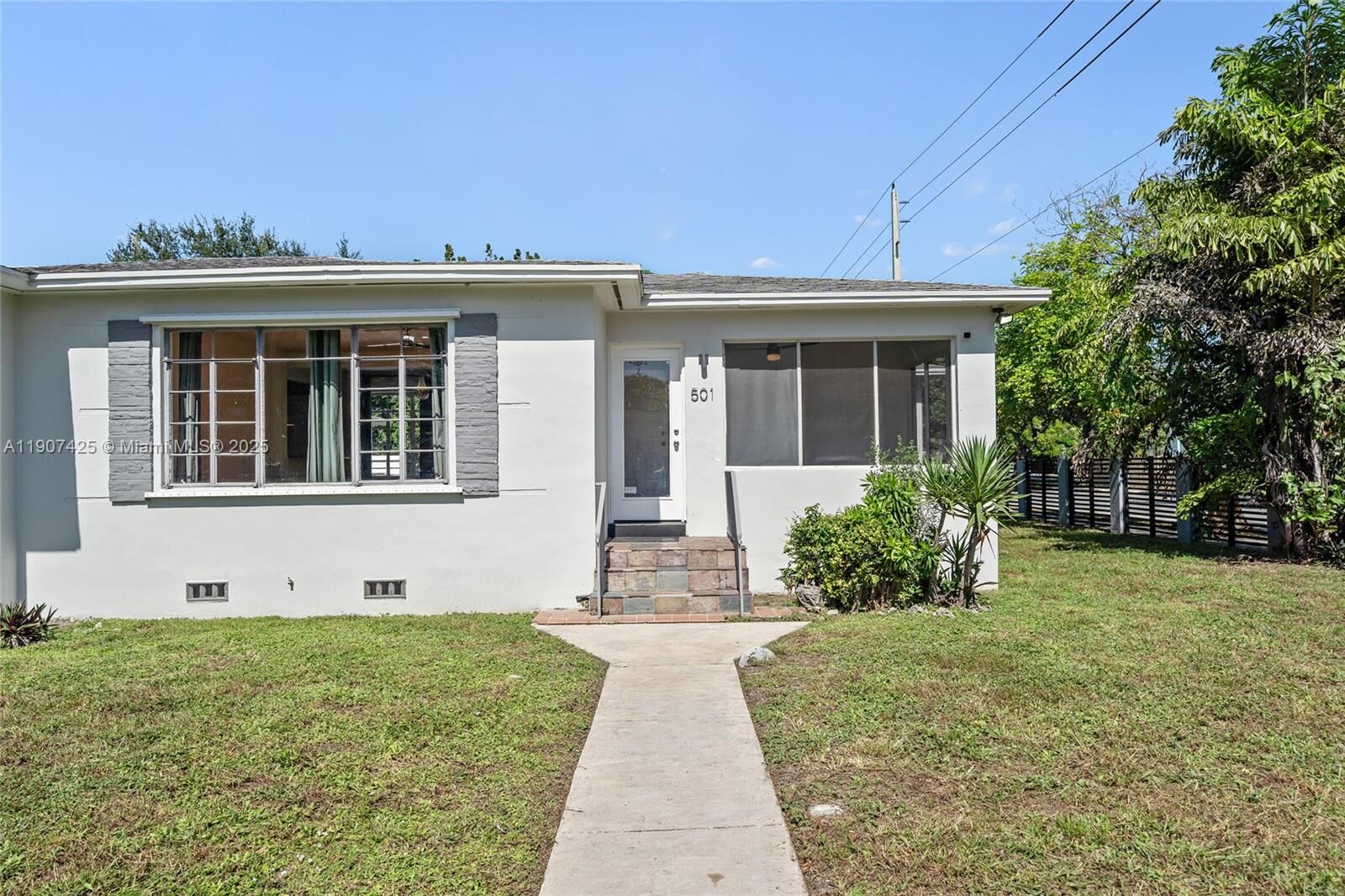 Property Photo:  501 NW 45th St  FL 33127 