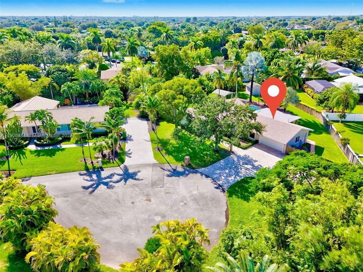 Property Photo: 11350 SW 127th St FL 33176