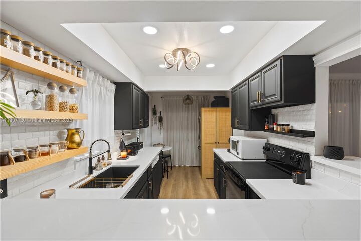 Property Photo:  1641 NW 96 Terrace  FL 33024 