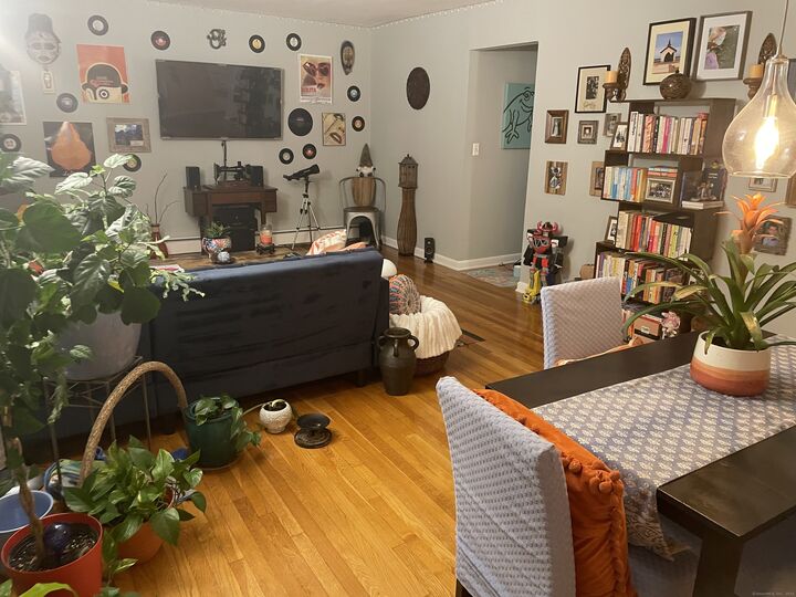 Property Photo:  80 County Street Apt 2Q  CT 06851 